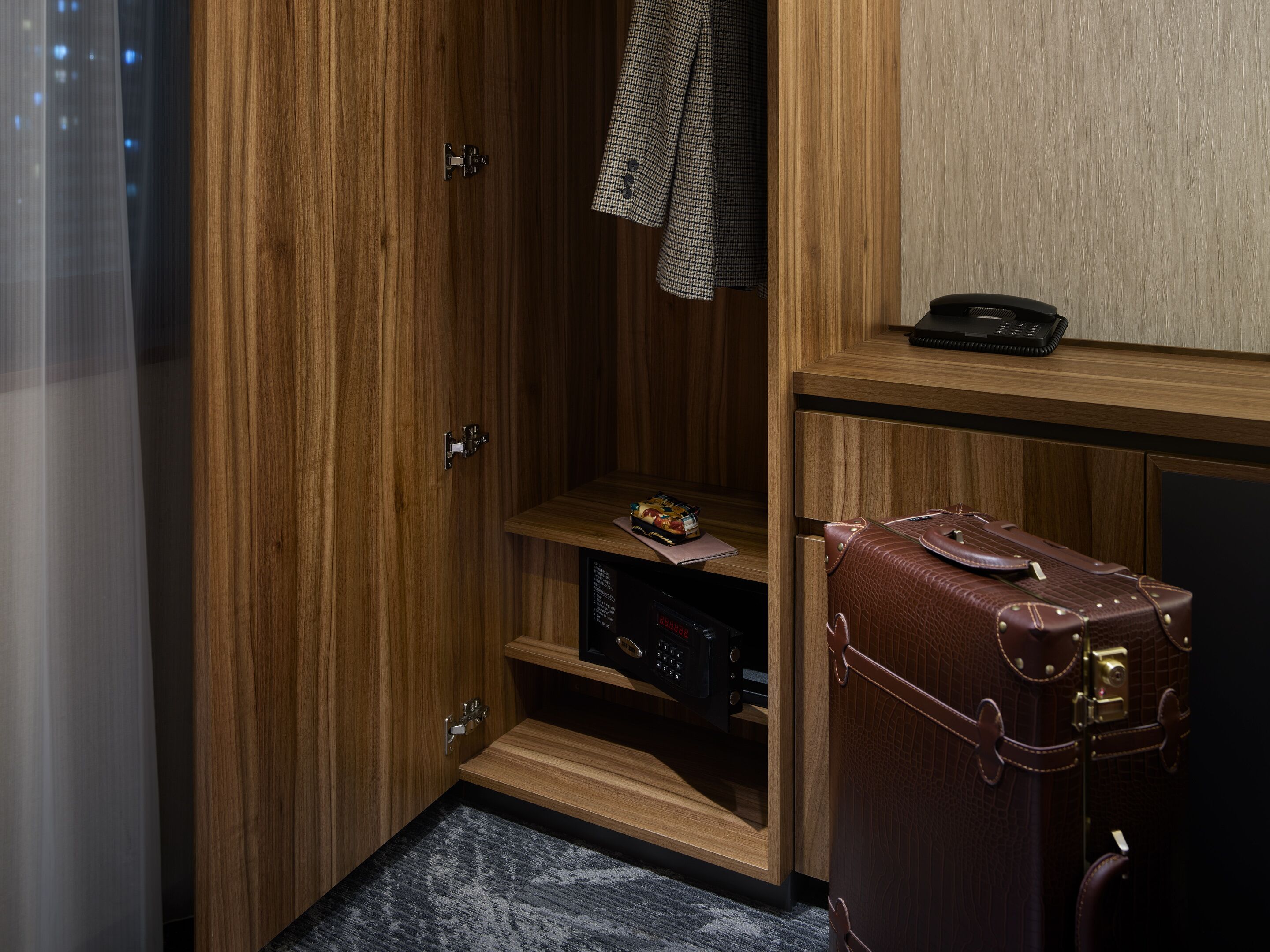 In-room safe, free WiFi, bed sheets