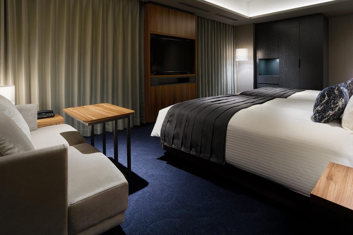 Deluxe , 2 beds , Non Smoking | In-room safe, free WiFi, bed sheets
