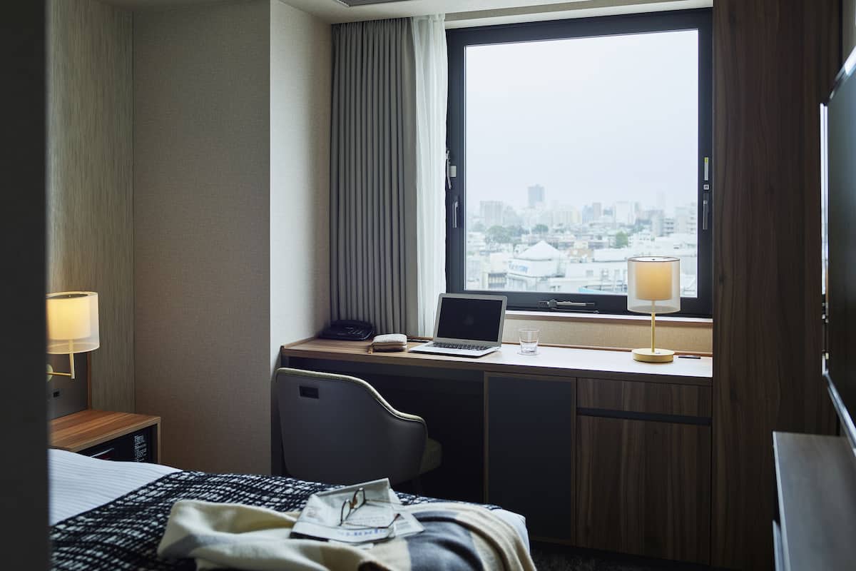 In-room safe, free WiFi, bed sheets