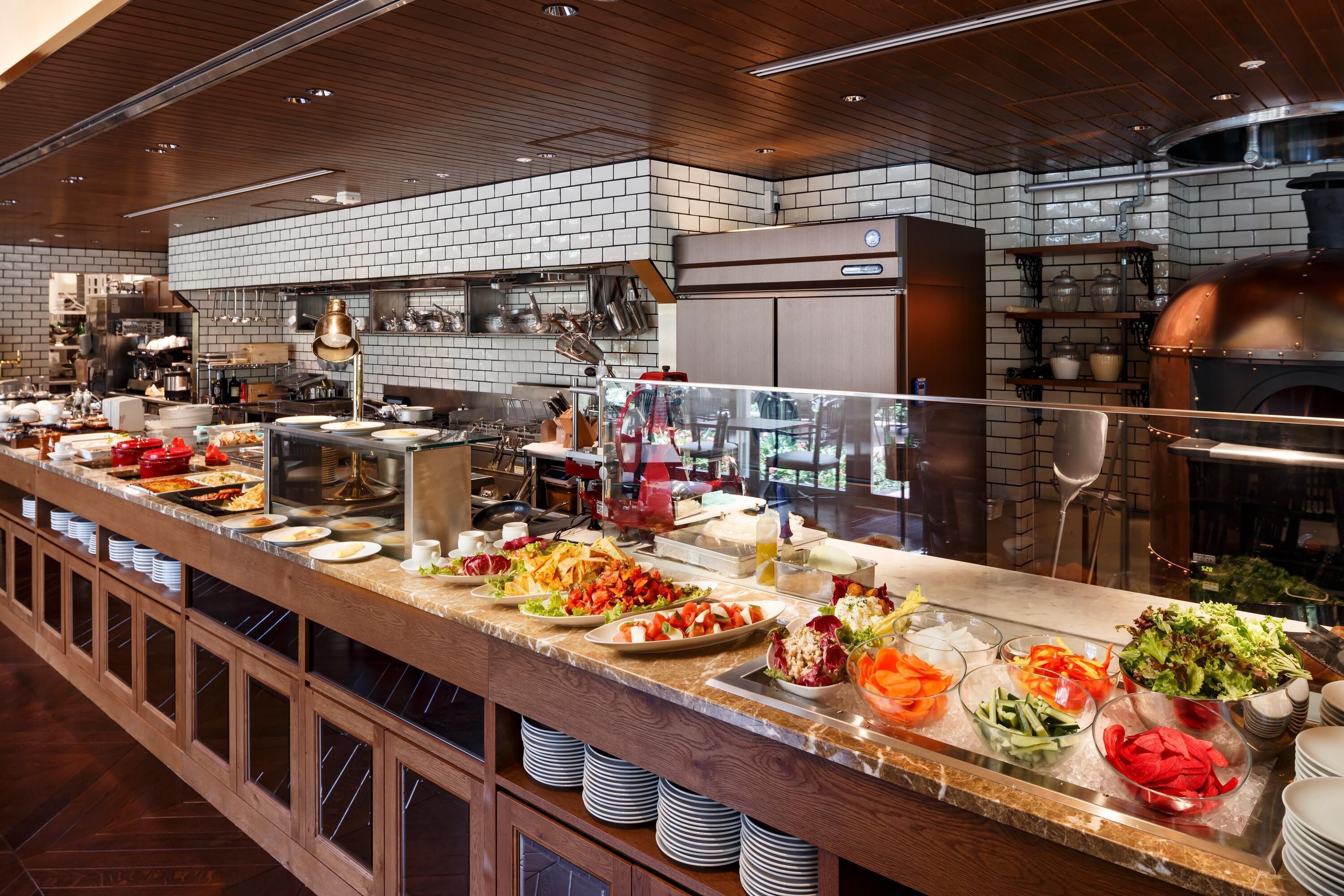 breakfast, lunch and dinner served