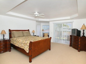 3 chambres, fer et planche Ă repasser, accĂšs Internet, draps fournis