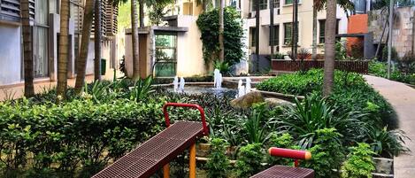 Área de juegos infantiles al aire libre