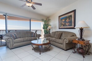 TV, DVD player, books, stereo