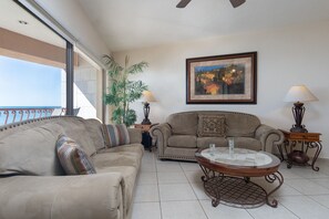 TV, DVD player, books, stereo