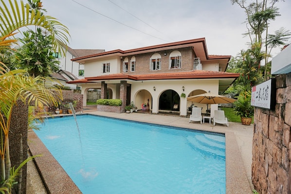 Outdoor pool