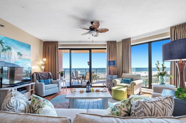 تلفزيون، مشغل دي في دي، كُتُب