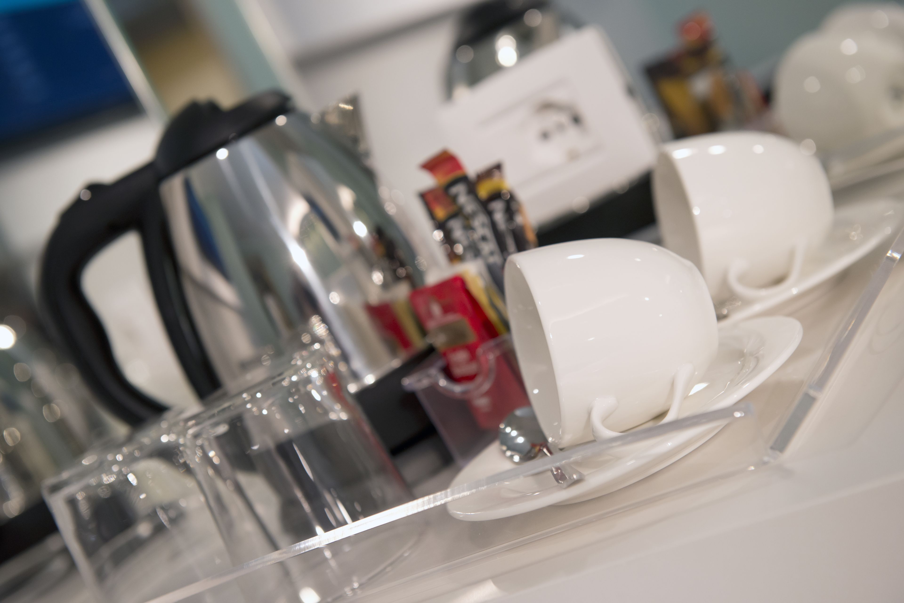 每日供应自助式早餐（每人 EUR 10）