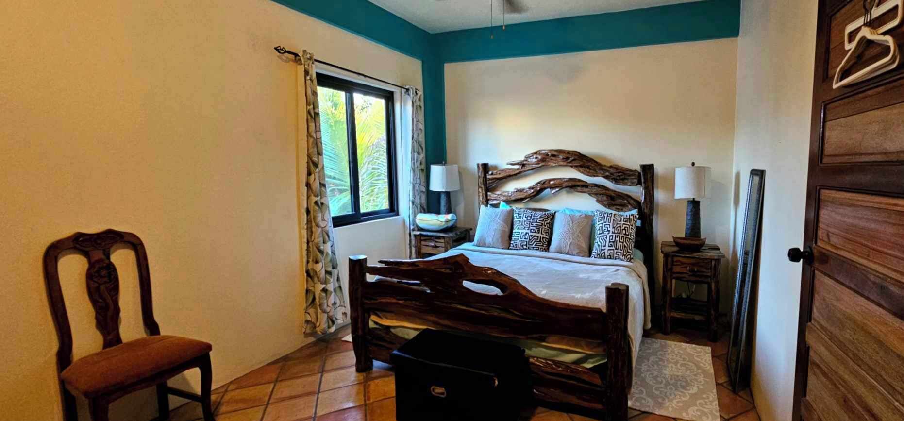 1 bedroom, in-room safe, iron/ironing board, free WiFi