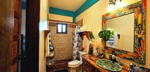 Eco-friendly toiletries, towels, soap, shampoo