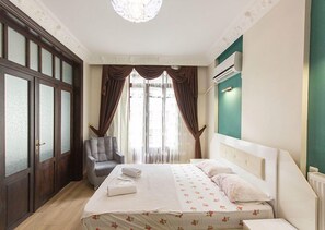 Apartment | Soundproofing, iron/ironing board, free WiFi - Nest Suite Sisli (Istanbul)