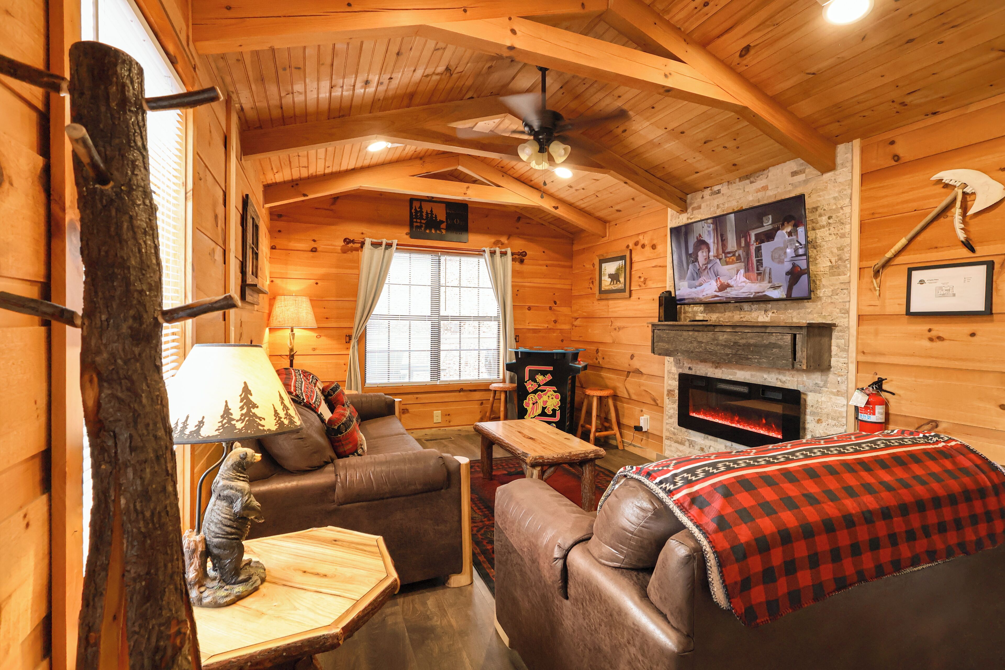 Smart TV, fireplace, video games