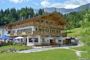 Front of property - Almappart Haflingertränke (Ellmau)