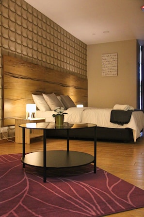 Free minibar, desk, laptop workspace, iron/ironing board - Grand Sri Lagenda (Bandar Baru Bangi)