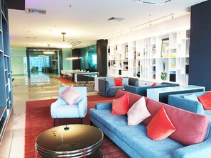 Zona de estar del vestíbulo