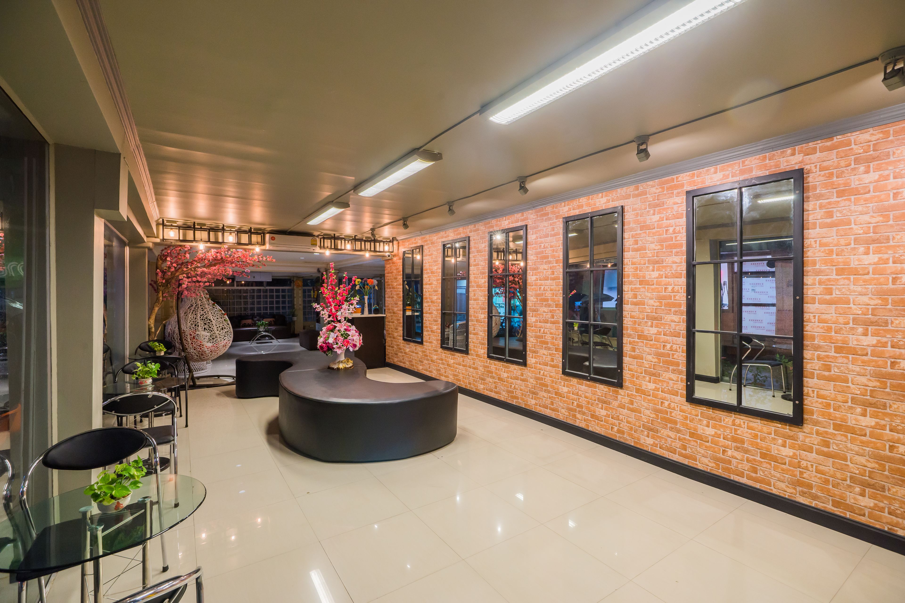 Foto - The Corner Ratchada