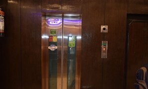 Lobby - Hotel Trishul By T And M Hotels (Haridwar)