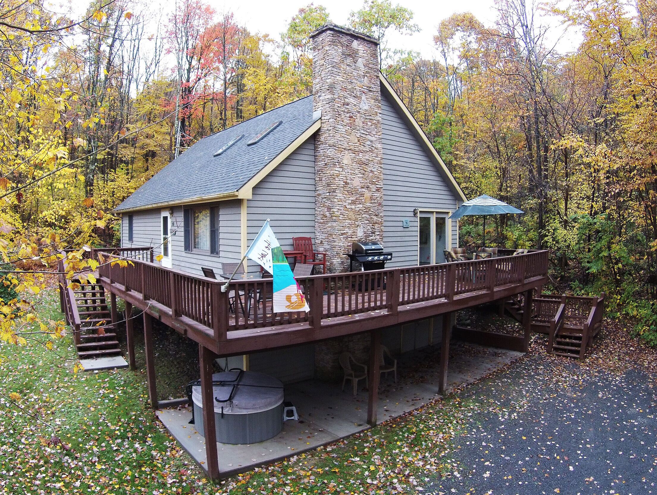 Home Sweet Cabin | Peaceful, Multiple Game Tables!
