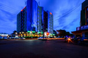 Front of property – evening/night