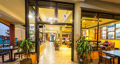 Igar Plaza Hotel