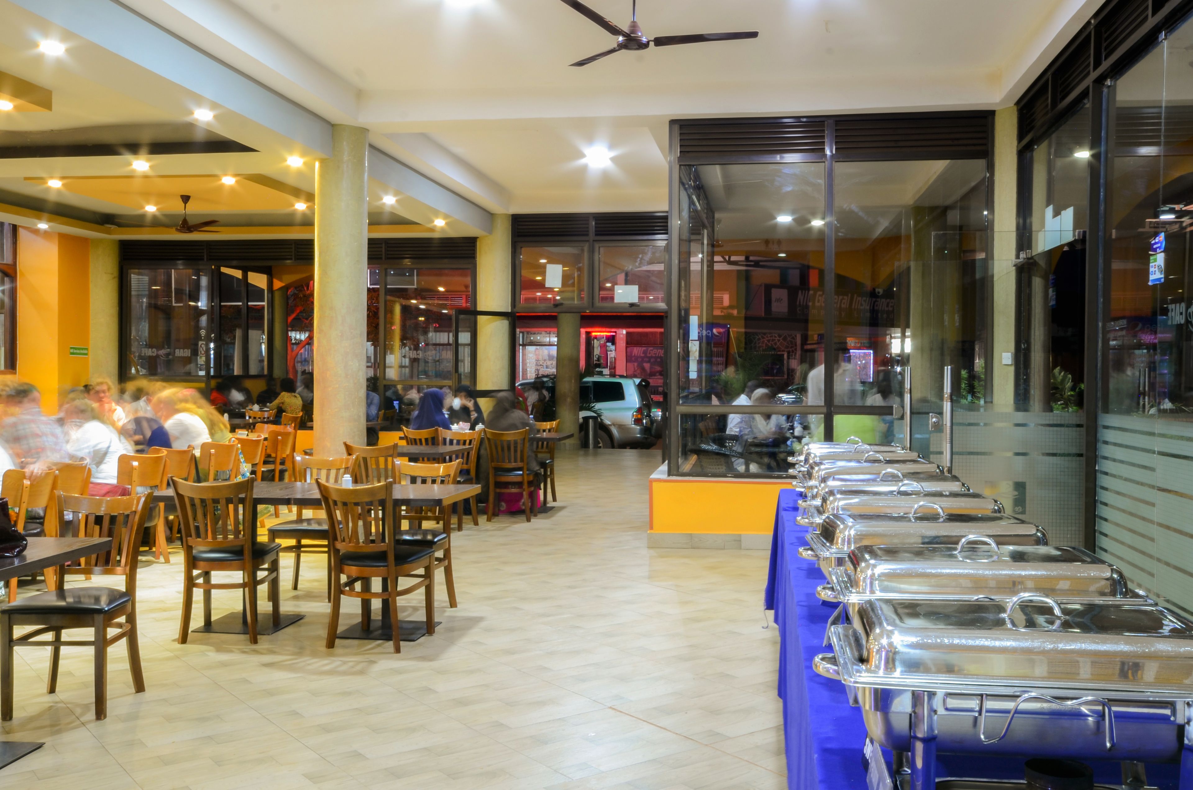 free daily continental breakfast