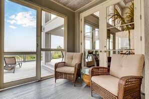 Interior - Softwind | large, gulf front home. Views for days (Dauphin Island)