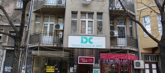Open your heart - apartment in the top center with two bedrooms and a kitchen