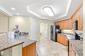 Fridge, microwave, stovetop, dishwasher