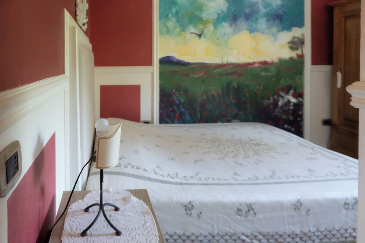 Standaard kamer | Een bureau, gratis wifi, beddengoed, rolstoeltoegankelijk