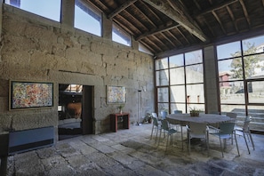 Dining - Torre Lombarda (Allariz)
