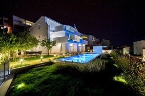 Exterior - Luxurious villa Elena near Split with large swimming pool and private Chef  (Podstrana)