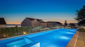 Outdoor pool, a heated pool