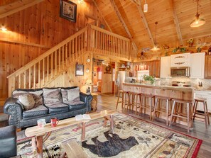 Fireplace, DVD player