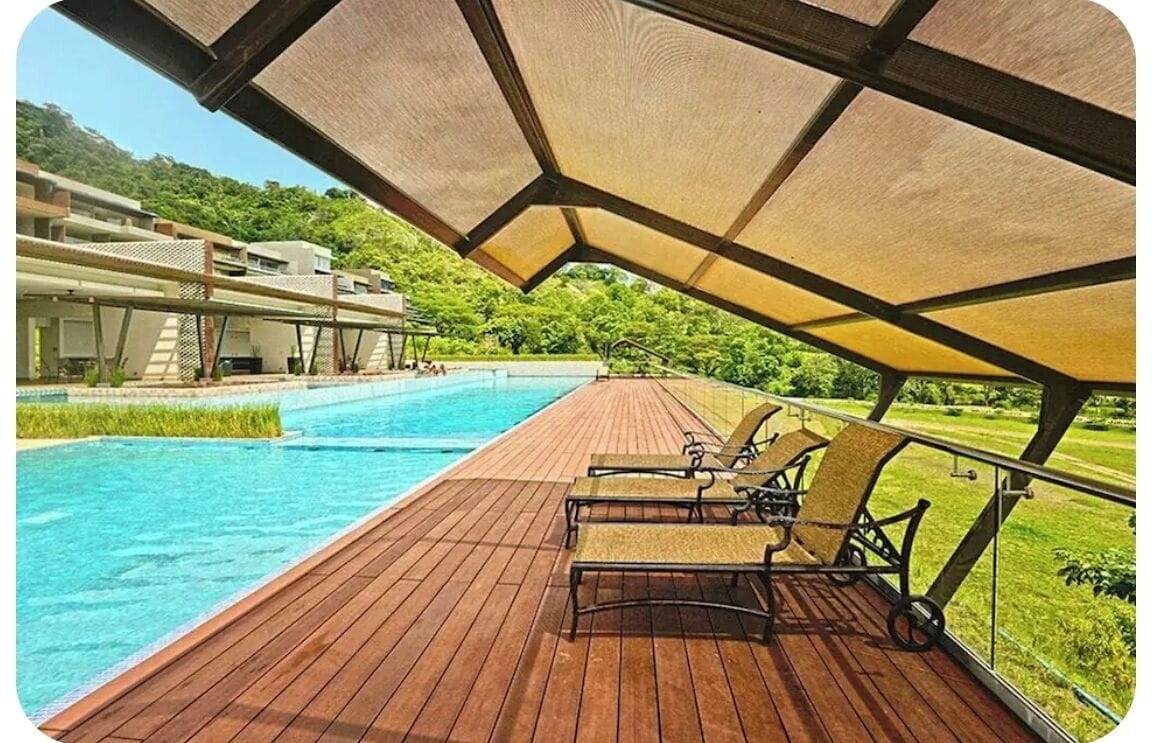 Et oppvarmet basseng