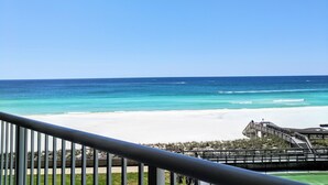 Property grounds - (519) Paradise Found in this Stylish, high end condo. Stunning Views! (Destin)