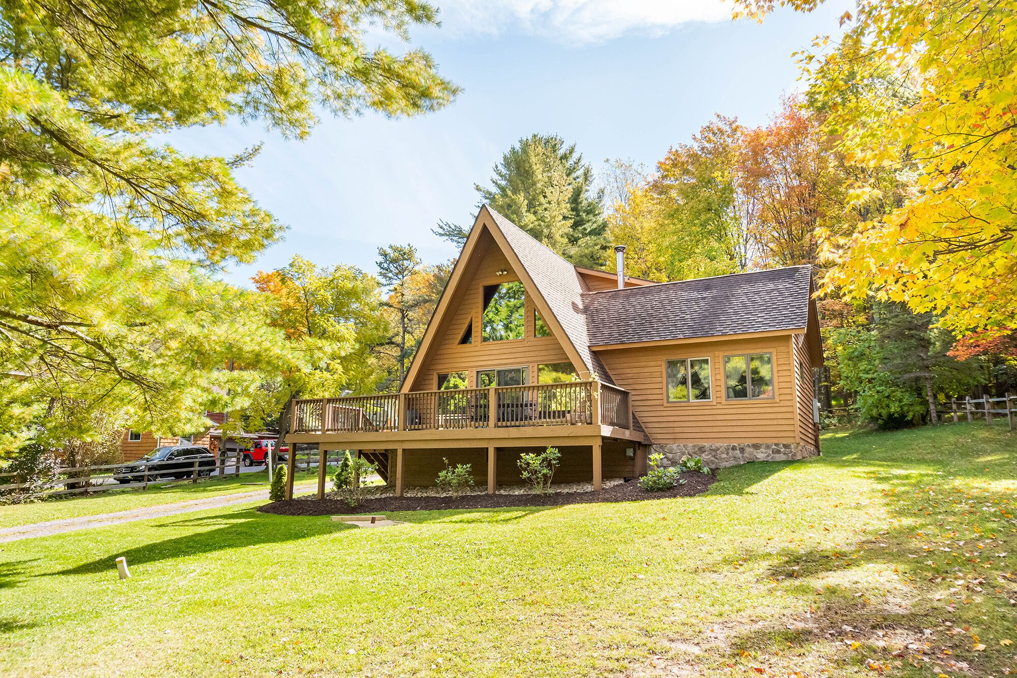 Lakeview Cottage | Great Outdoor Space, Near Lake