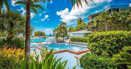 << NEPTUN'S PENTHOUSE @ THE BEACH >> Eigentumswohnung / Pool direkt am Meer + LAST KEY SERVICE ...<br>