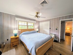 4 chambres, fer et planche à repasser, Wi-Fi