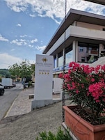 Entrada de la propiedad