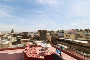 Terrace/patio - Downtown Hostel Fez - Hostel (Fes)
