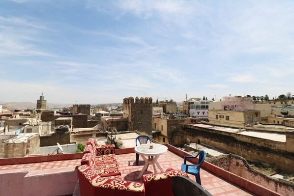 Terrace/patio - Downtown Hostel Fez - Hostel (Fes)