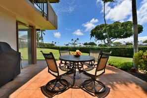 Outdoor Patio Dining Alfresco