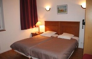 트윈룸 | 책상, 무료 유아용 침대, 간이 침대, 무료 WiFi