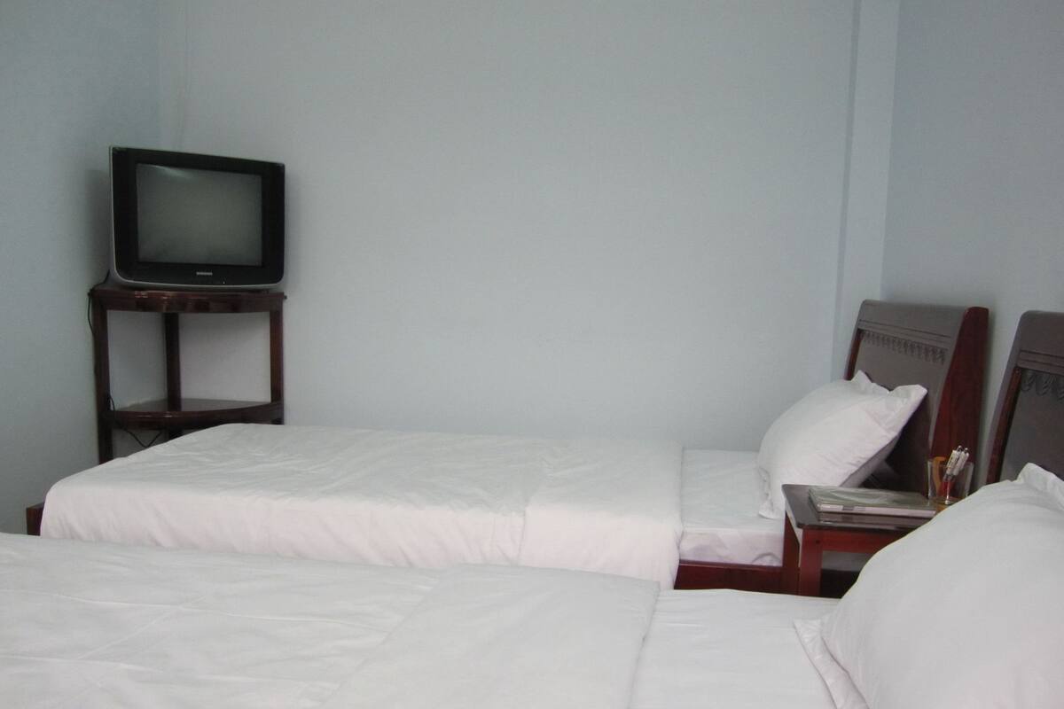Minibar, in-room safe, desk, free WiFi