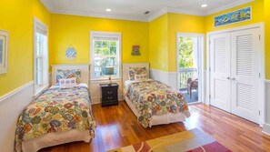 8 bedrooms, desk, iron/ironing board, free WiFi
