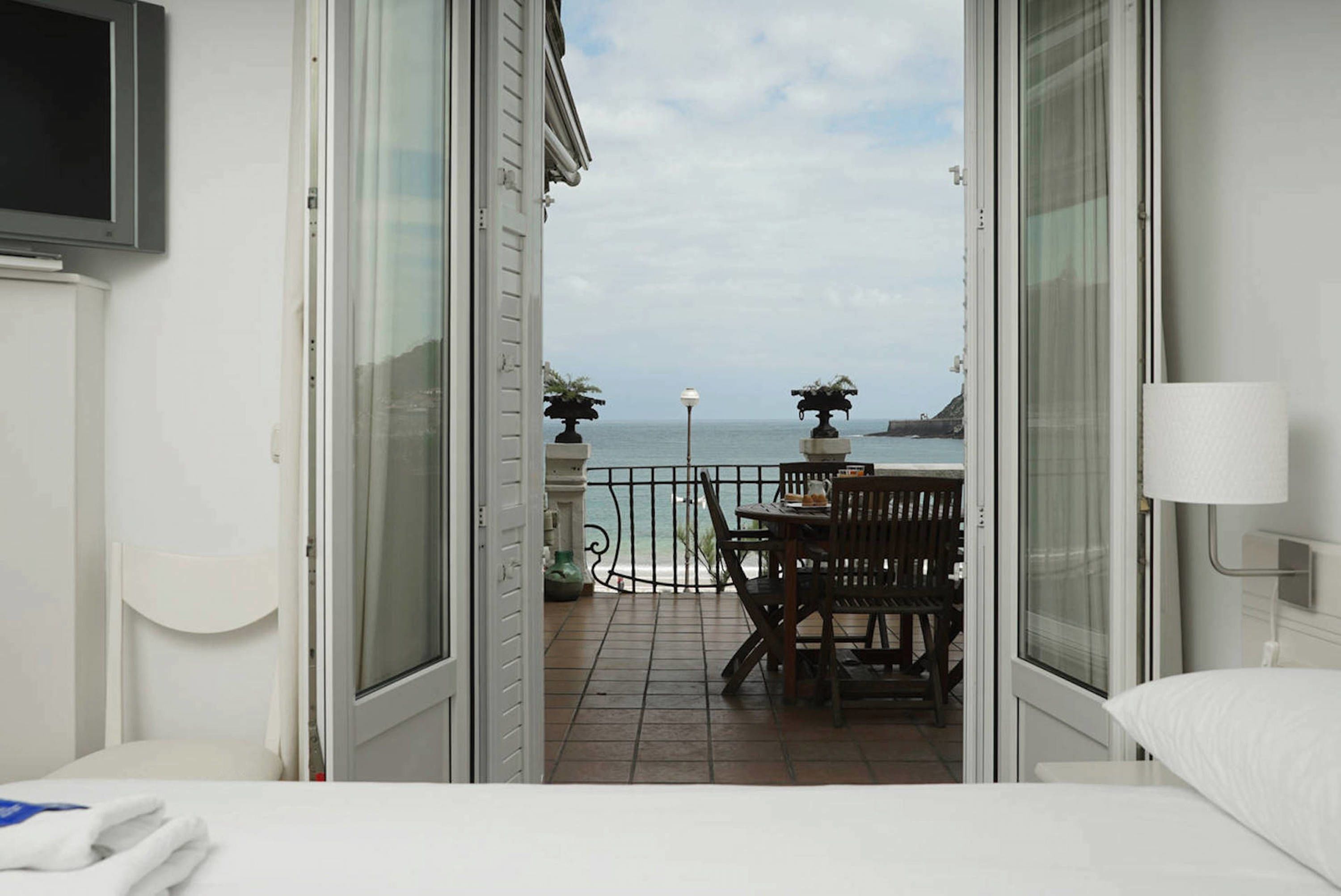 Photo - BREATHTAKING TERRACE VIEWS in luxury apartment - by www,SanSebastianApartments,es