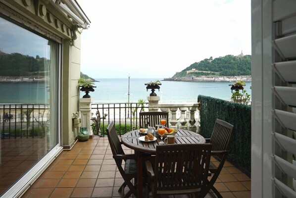 Luxury Apartment, 1 Bedroom, Terrace, Ocean View | Water view - BREATHTAKING TERRACE VIEWS - by SanSebastianApartments.es (San Sebastián)