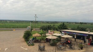 Property grounds - Panone Motel K.I.A (Arusha)