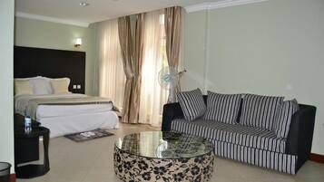 Desk, iron/ironing board, free WiFi