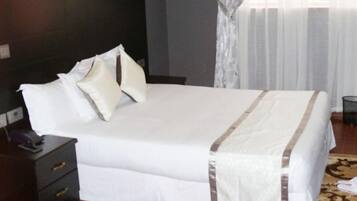 Desk, iron/ironing board, free WiFi