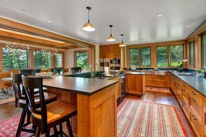 Fridge, microwave, oven, stovetop - Abode at Heartwood Lodge, Teton Village dream house, 1 mile to National Park (Teton Village)